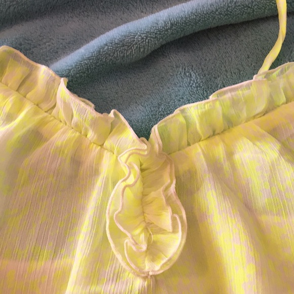 Old Navy tank top - Picture 3 of 5